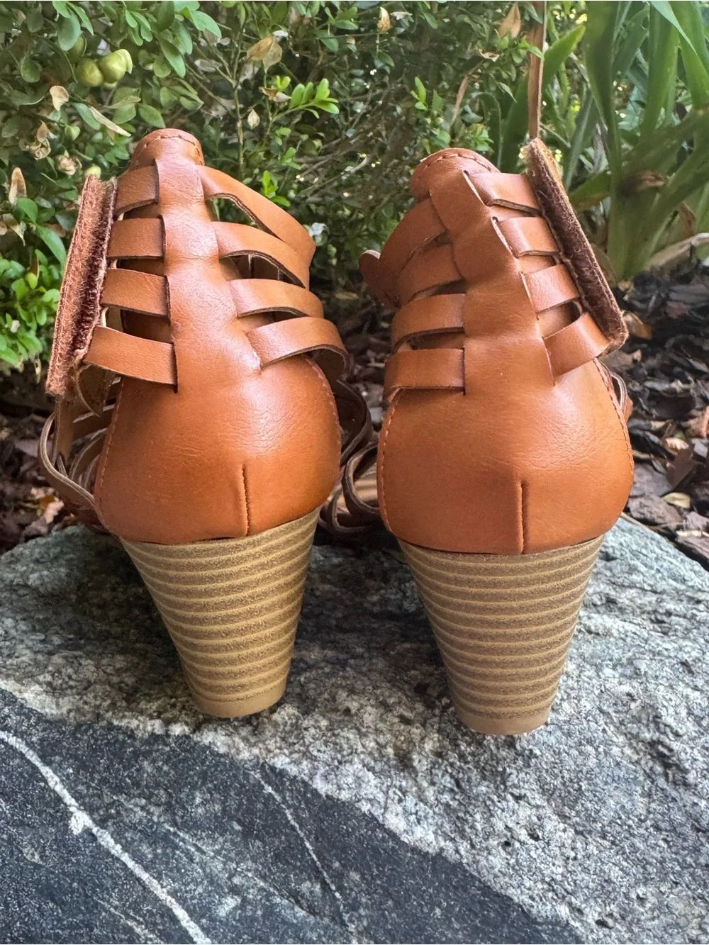 a.n.a Cognac Strappy Wedge Sandals 6.5 nwot - Picture 4 of 6